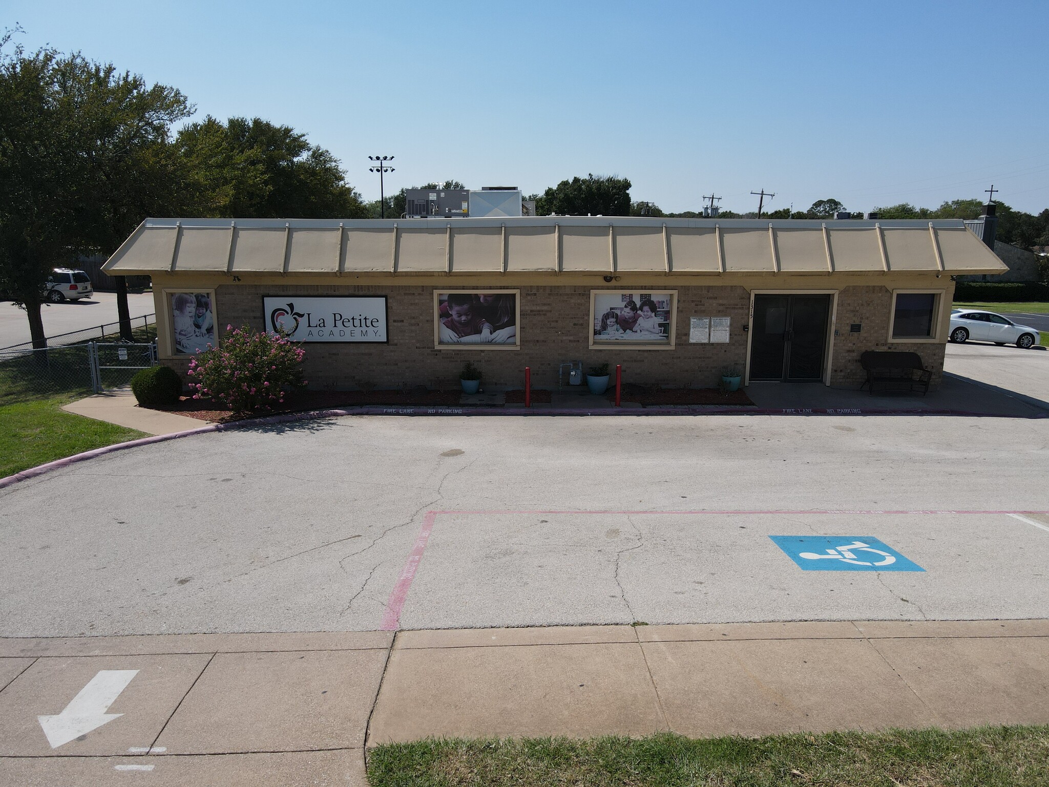 1315 N Main St, Euless, TX for sale Primary Photo- Image 1 of 1