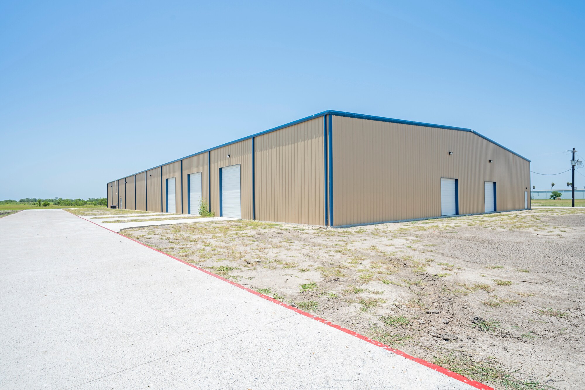 5823 Millineum Drive, Harlingen, TX for lease Interior Photo- Image 1 of 11