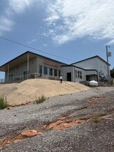 18377 State Highway 49 & 18407 State Highway 49, Medicine Park, OK à vendre Photo intérieure- Image 2 de 26