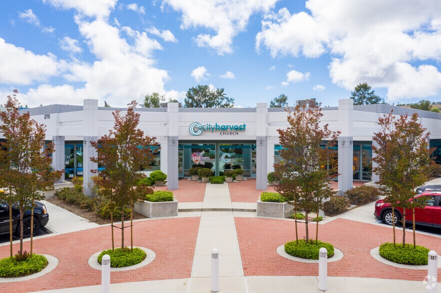 27111 Aliso Creek Rd, Aliso Viejo, CA à louer - Photo du bâtiment - Image 2 de 6