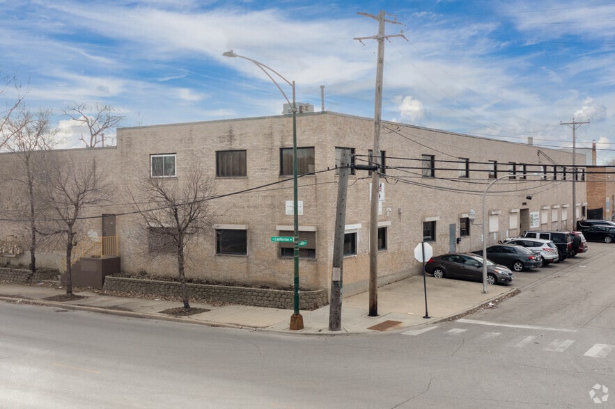 2845 W 48th Pl, Chicago, IL for sale - Building Photo - Image 1 of 1