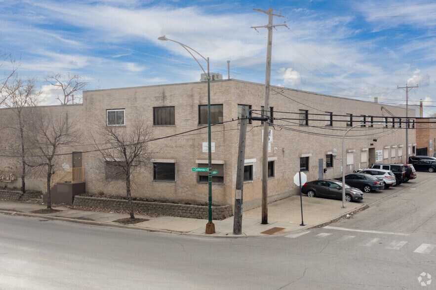 2845 W 48th Pl, Chicago, IL à vendre - Photo du bâtiment - Image 1 de 1