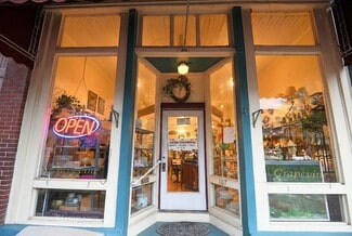 More details for 107 Trinity St, Abbeville, SC - Retail for Sale