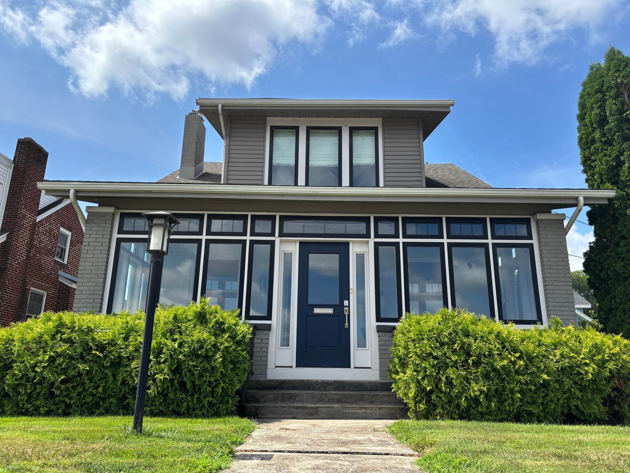 632 N Front St, Lemoyne, PA for sale Primary Photo- Image 1 of 17