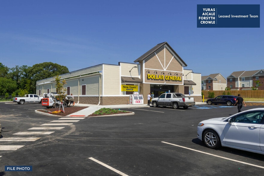 (2) Dollar General Portfolio portfolio of 2 properties for sale on LoopNet.ca - Primary Photo - Image 3 of 4