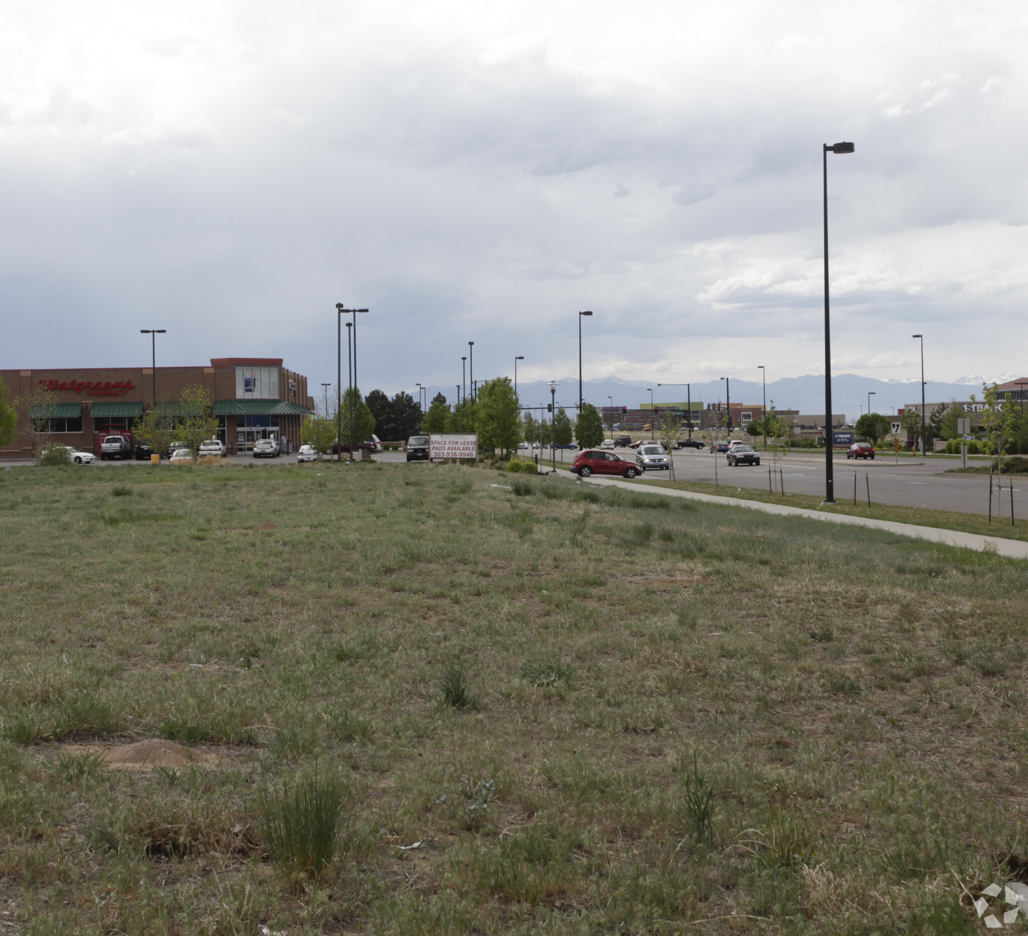 Tower Rd, Denver, CO for sale Primary Photo- Image 1 of 1