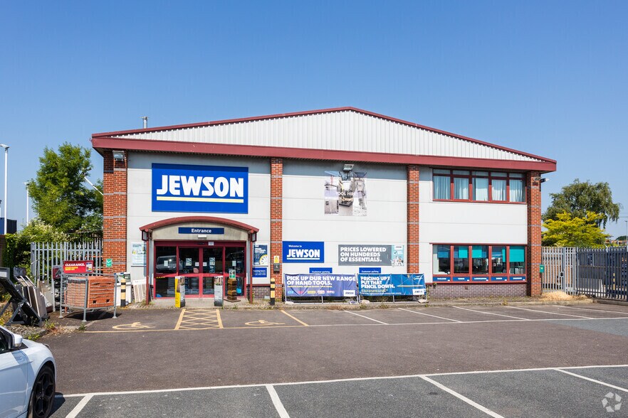 Building 1 70 South Rd, Hailsham à vendre - Photo du bâtiment - Image 2 de 3