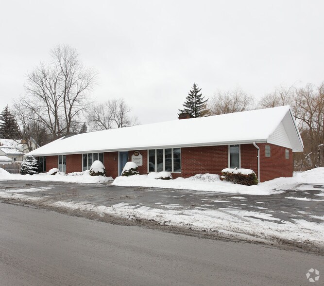 109 Legion Dr, Cobleskill, NY à vendre - Photo principale - Image 3 de 6