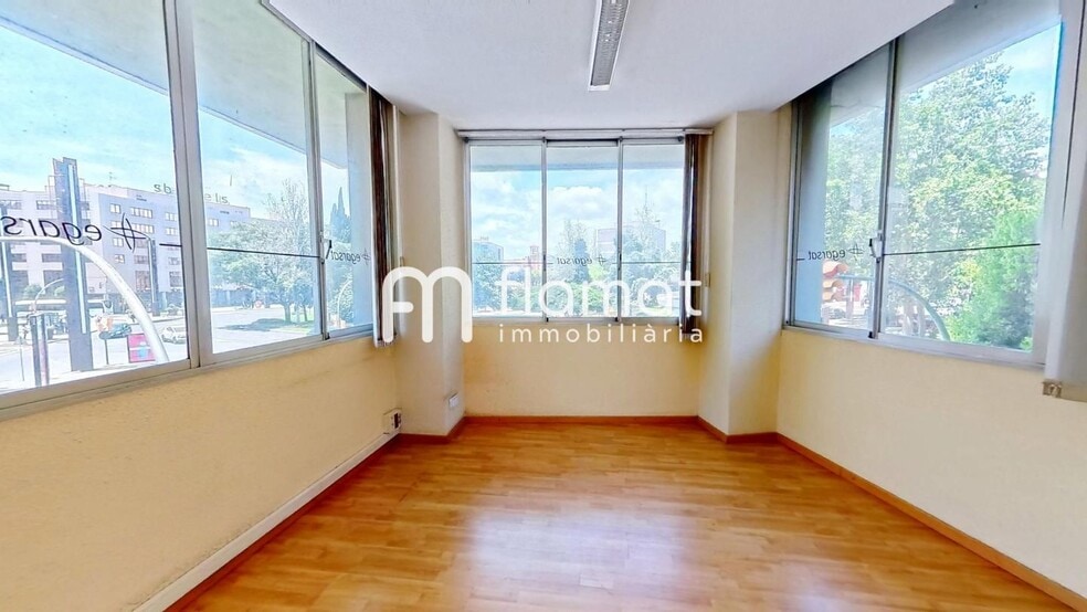 Office in Tarragona for lease - Interior Photo - Image 2 of 6
