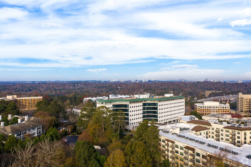 3200 Downwood Cir NW, Atlanta, GA à louer - Aérien - Image 3 de 4