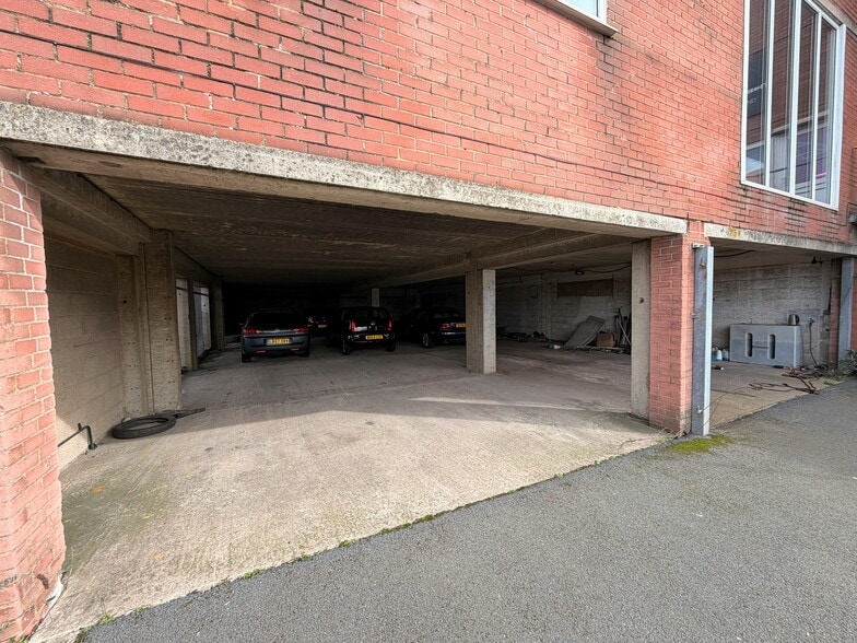 Mannings Heath Rd, Poole for lease - Building Photo - Image 2 of 2