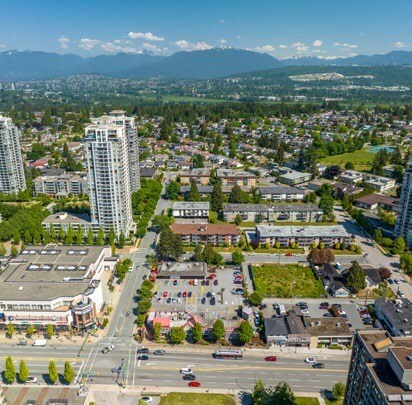 7110 Hall Ave, Burnaby, BC à vendre - Aérien - Image 2 de 6