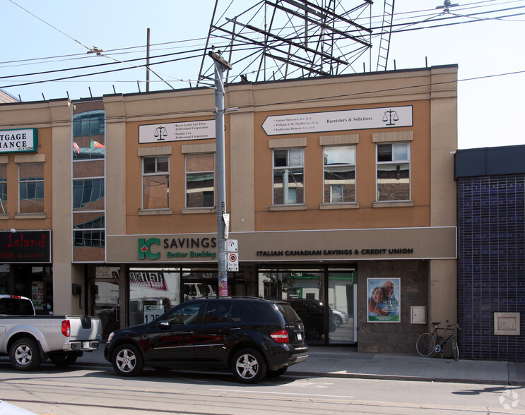 635-639 College St, Toronto, ON for lease - Primary Photo - Image 1 of 9