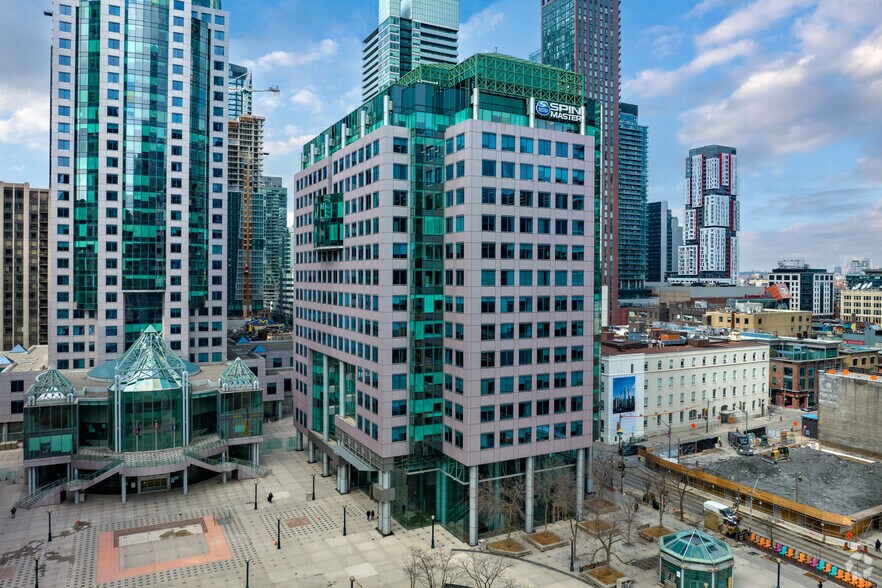 225 King St W, Toronto, ON à vendre - Photo du bâtiment - Image 1 de 1