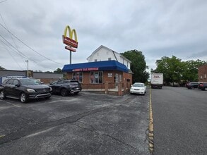 2618 Philadelphia Pike, Claymont, DE for lease Interior Photo- Image 1 of 13