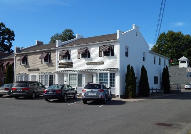 Plus de détails pour 100-108 Russell St, Hadley, MA - Bureau à louer
