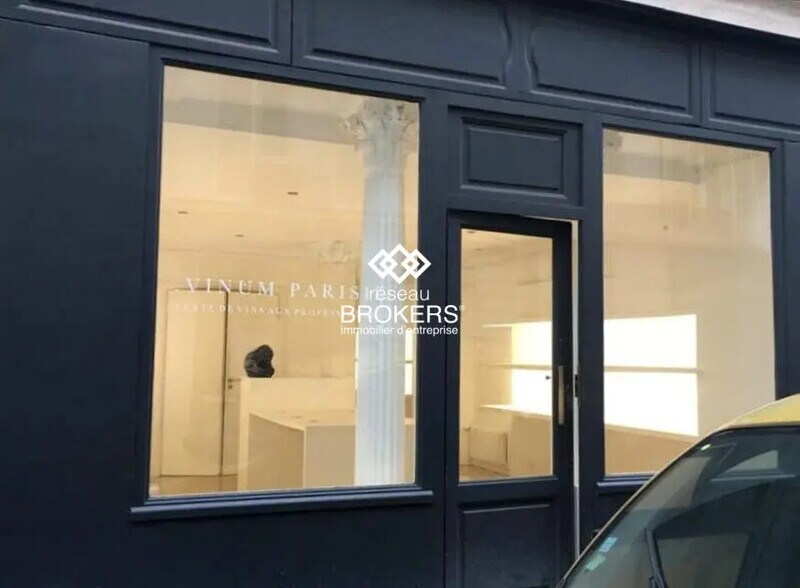 Commerce de détail dans Paris à louer - Photo du bâtiment - Image 2 de 4