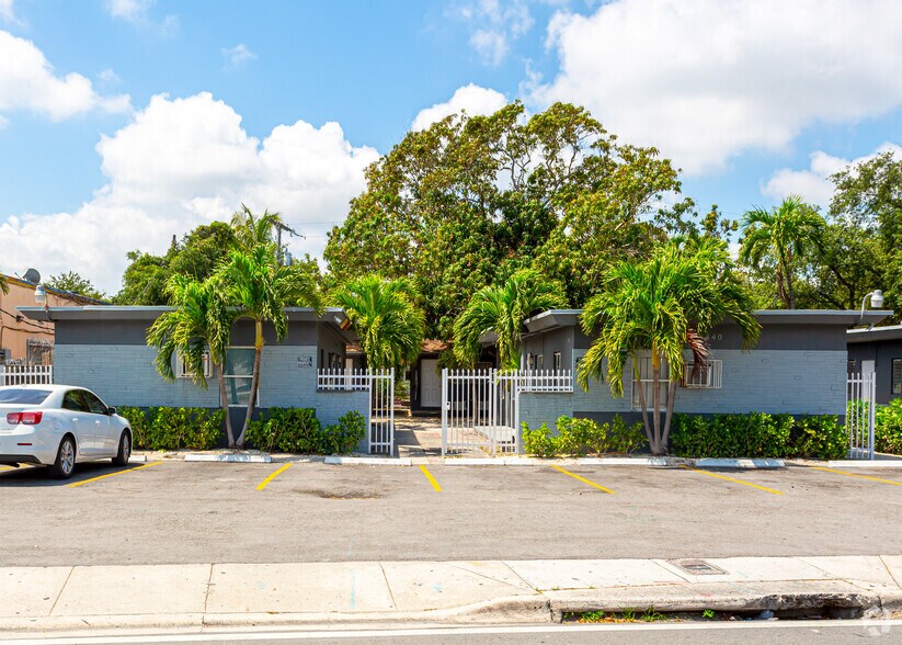 5440 N Miami Ave, Miami, FL à vendre - Photo du bâtiment - Image 2 de 3