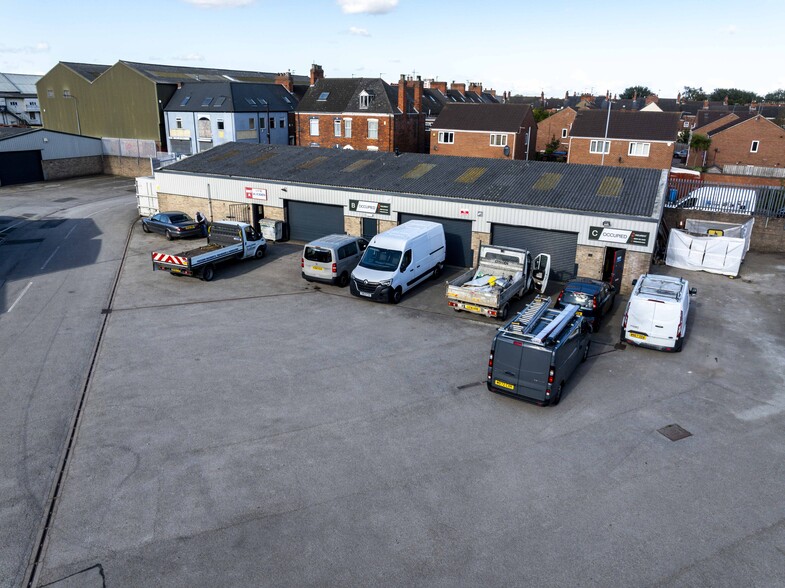 Strawberry St, Hull for lease - Building Photo - Image 2 of 7