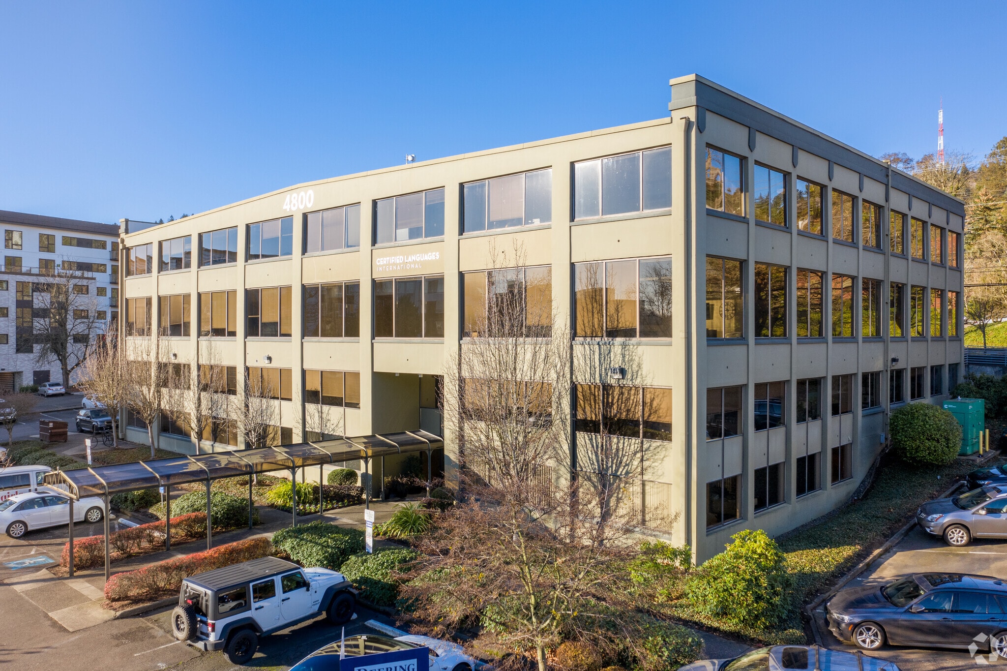 4800 S Macadam Ave, Portland, OR for lease Primary Photo- Image 1 of 10