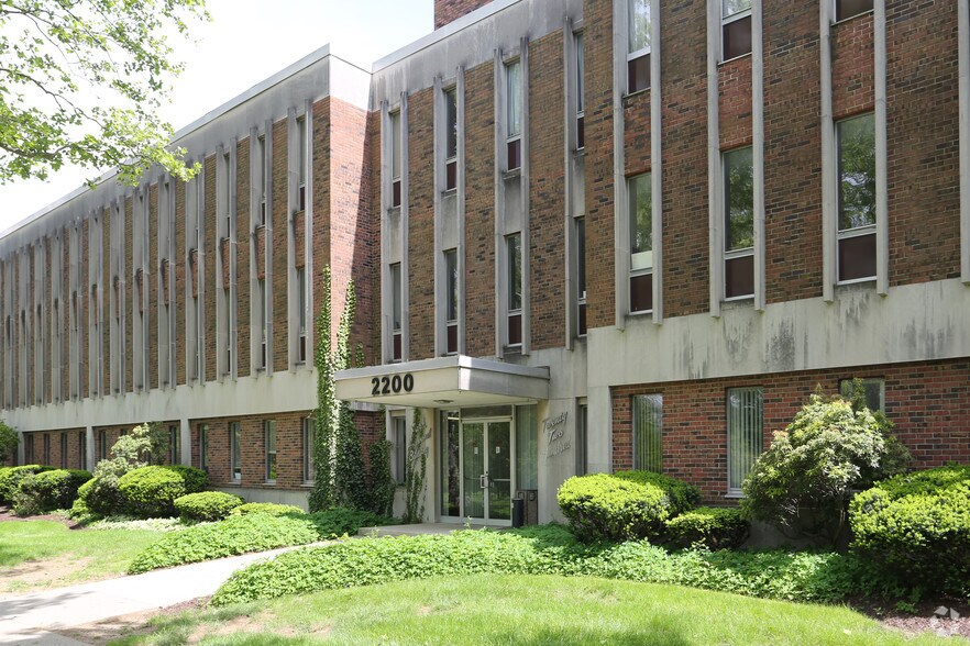 2200 W Hamilton St, Allentown, PA à vendre - Photo du bâtiment - Image 3 de 4