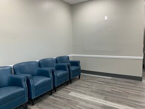 3037 Lakeland Hills Blvd, Lakeland, FL à louer Photo intérieure- Image 1 de 7