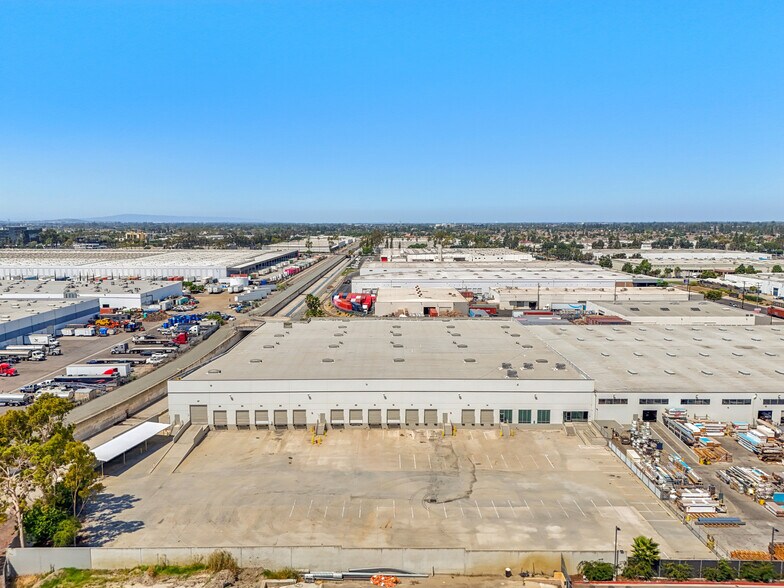 6450 Caballero Blvd, Buena Park, CA for lease - Building Photo - Image 2 of 10