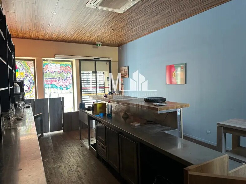 Commerce de détail dans Aix-en-Provence à louer - Photo intérieure - Image 3 de 10