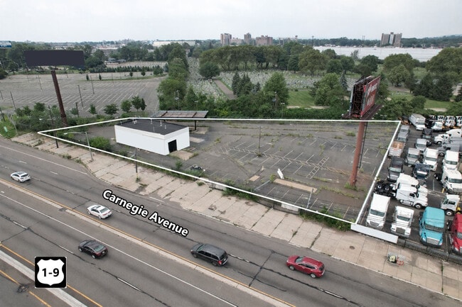 Plus de détails pour 136-160 Carnegie Ave, Newark, NJ - Terrain à louer