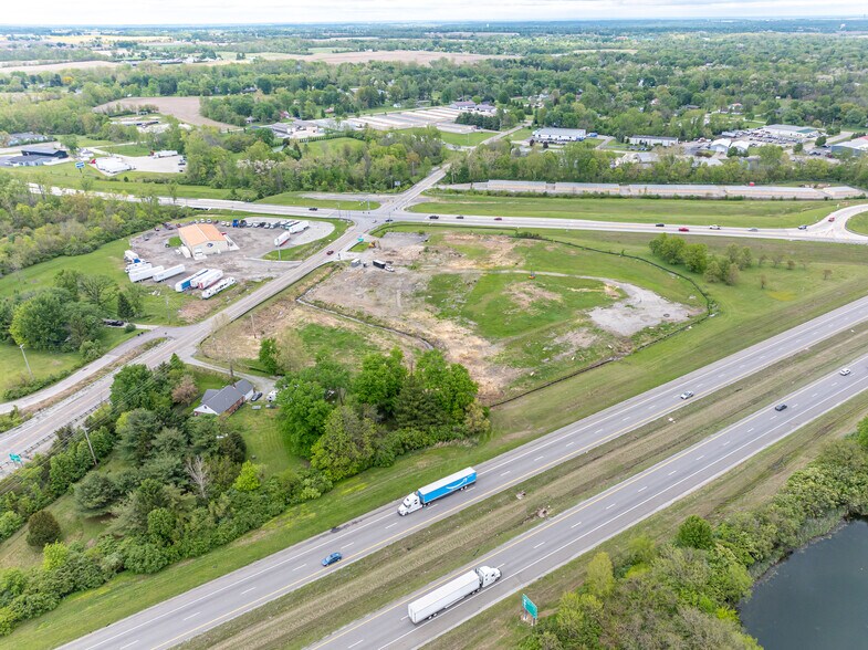 6522 Brookville Salem Rd, Brookville, OH à vendre - Photo du bâtiment - Image 3 de 25