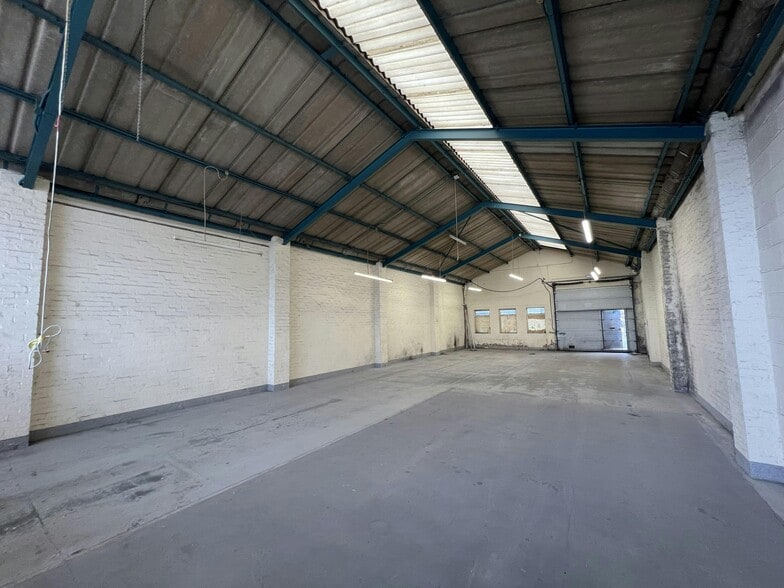 1-15 Dixon Pl, East Kilbride for lease - Building Photo - Image 3 of 5