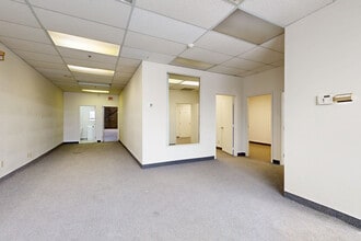 90A-90F Boul Brunswick, Dollard-des-Ormeaux, QC for lease Matterport 3D Scan- Image 1 of 19