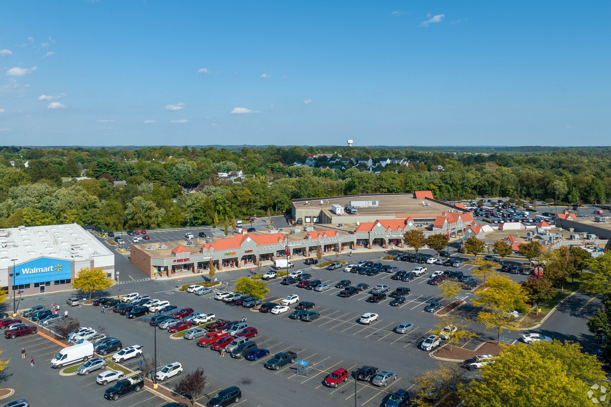 303-337 E Ridgeville Blvd, Mount Airy, MD for lease Primary Photo- Image 1 of 15