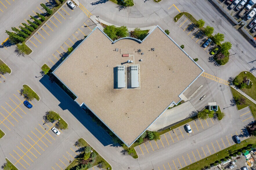 6835 Railway St SE, Calgary, AB à louer - Aérien - Image 3 de 15