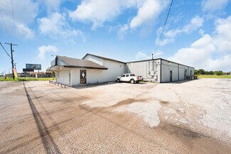 Plus de détails pour 1301 S Kaufman St, Ennis, TX - Commerce de détail à louer