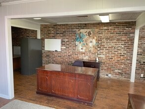 2032 Wooddale Blvd, Baton Rouge, LA à louer Photo intérieure- Image 2 de 11