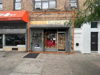 Plus de détails pour 2920 Ditmars Blvd, Astoria, NY - Vente au détail à louer