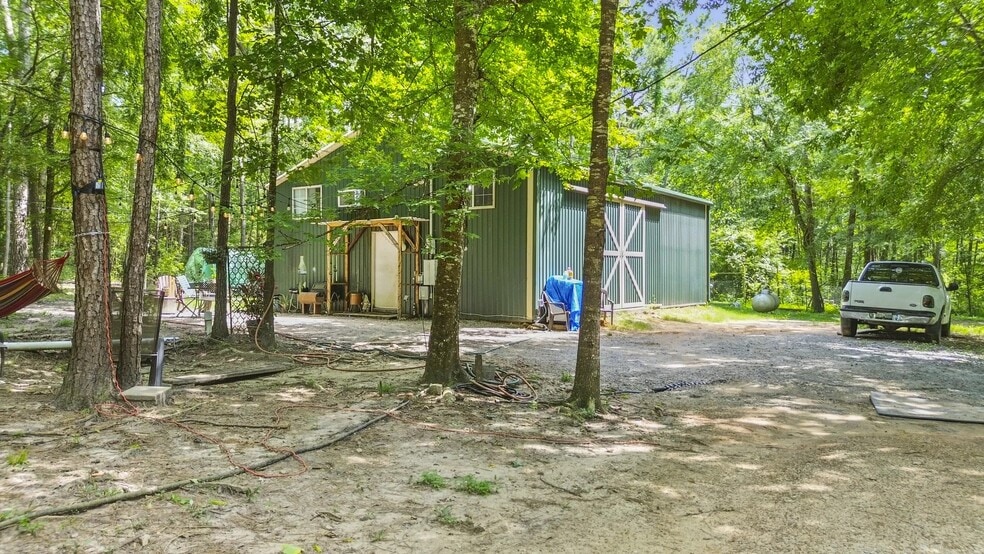 2620 Interstate 45 S, New Waverly, TX à vendre - Photo du bâtiment - Image 3 de 19