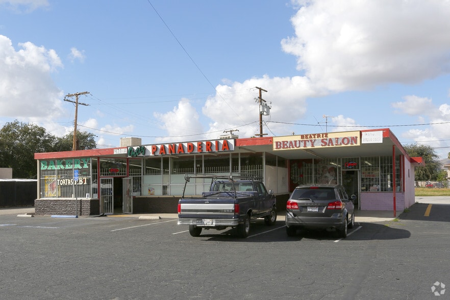 421 Iowa Ave, Riverside, CA à vendre - Photo du bâtiment - Image 2 de 11