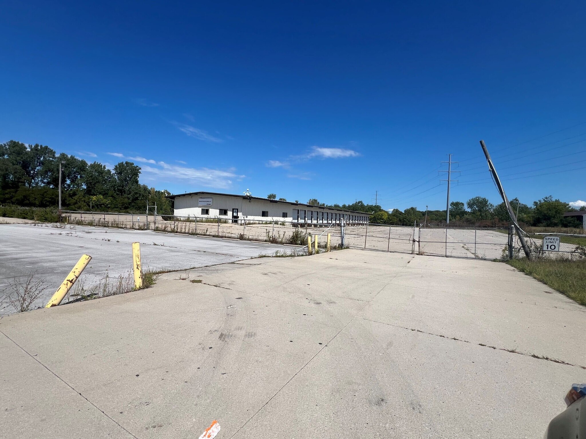 2335 Saint Johns Rd, Lima, OH for lease Building Photo- Image 1 of 5