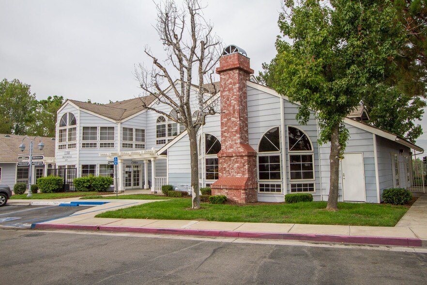 11346 Mountain View Ave, Loma Linda, CA à louer - Photo du bâtiment - Image 3 de 7
