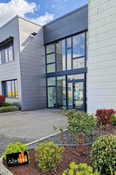 Office in Nogent-le-Phaye for sale - Building Photo - Image 1 of 5