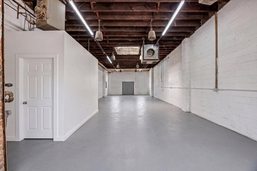 51 Coffey St, Brooklyn, NY for lease - Building Photo - Image 2 of 16