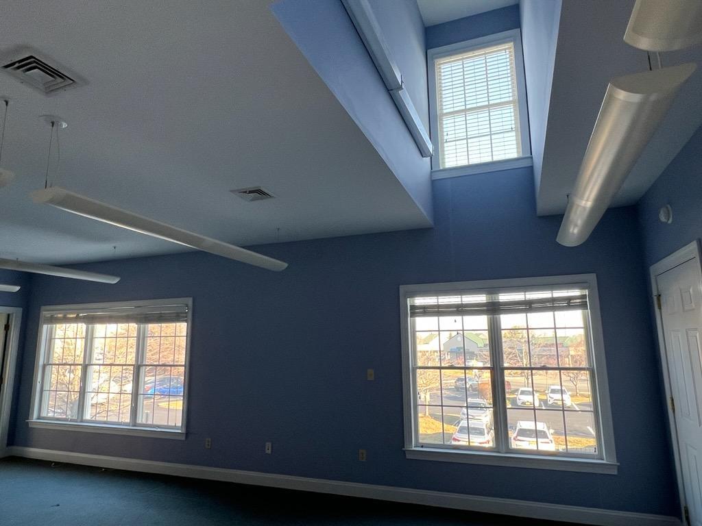 4 Walter E Foran Blvd, Flemington, NJ 08822 - Unité 2 -  - Photo intérieure - Image 2 of 5
