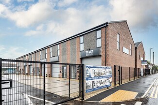 Plus de détails pour Cawdor St, Manchester - Industriel à louer