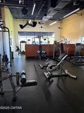 2490 Parr Ave, Dyersburg, TN for lease Interior Photo- Image 2 of 4