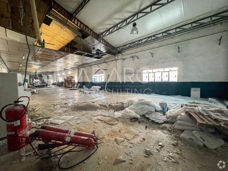 Industriel dans Torrejón de Ardoz, Madrid à louer - Photo du bâtiment - Image 3 de 7