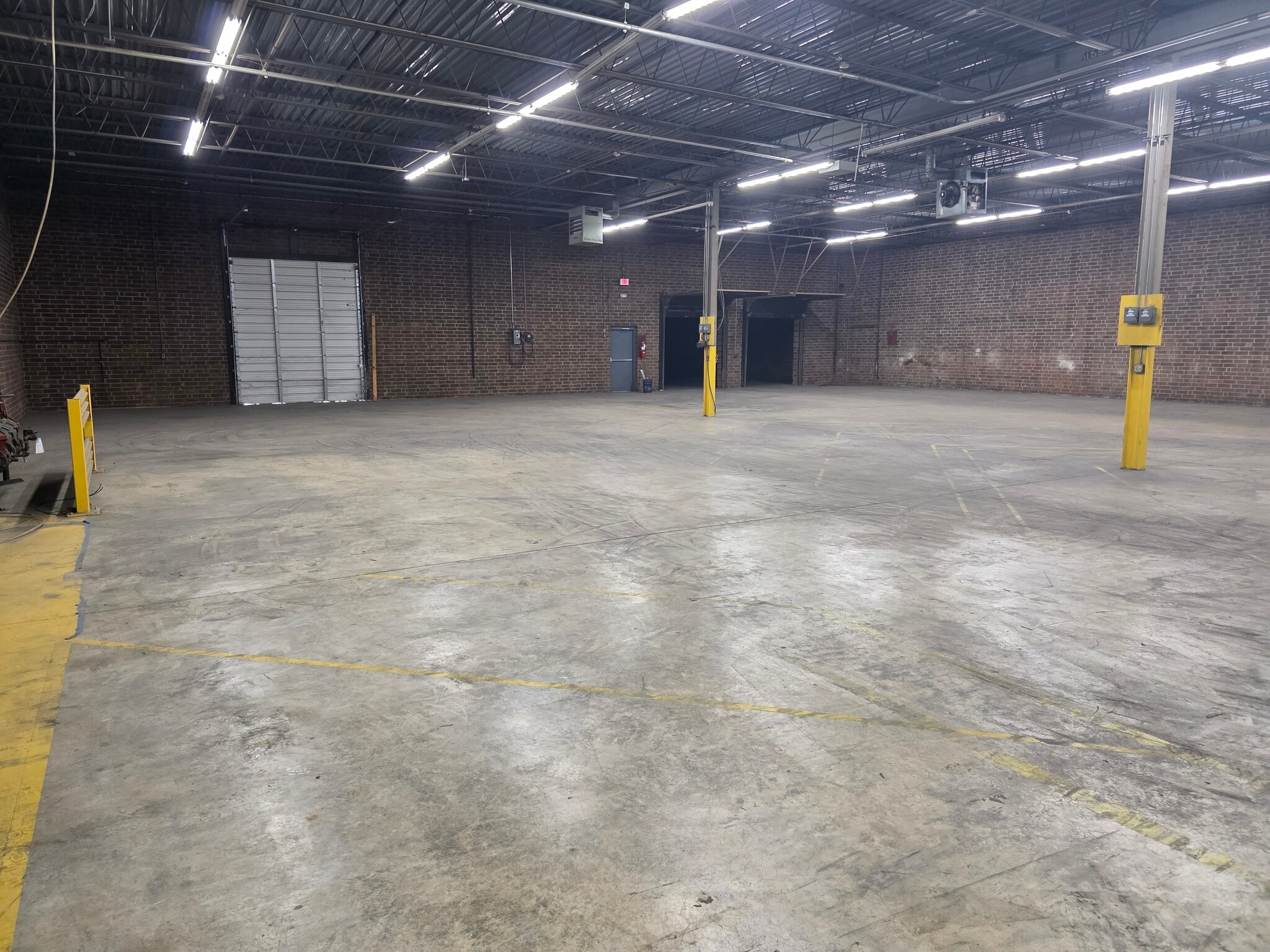 1604 Prospect St, High Point, NC for lease Interior Photo- Image 1 of 16
