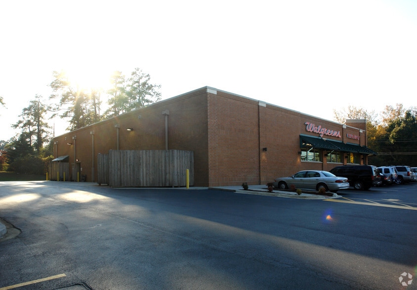 2498 2nd Loop Rd, Florence, SC for sale - Building Photo - Image 2 of 6