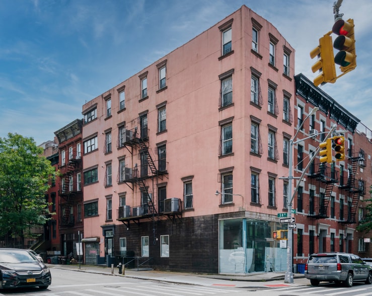 429 Wythe Ave, Brooklyn, NY à vendre - Photo du bâtiment - Image 1 de 9